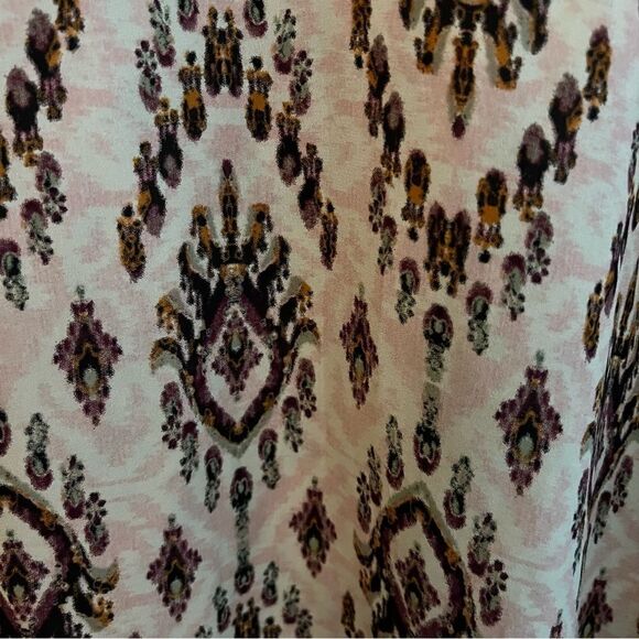 😊3/$30 ReWind 3/4 sleeve top with solid and print - Sz M - Picture 8 of 11